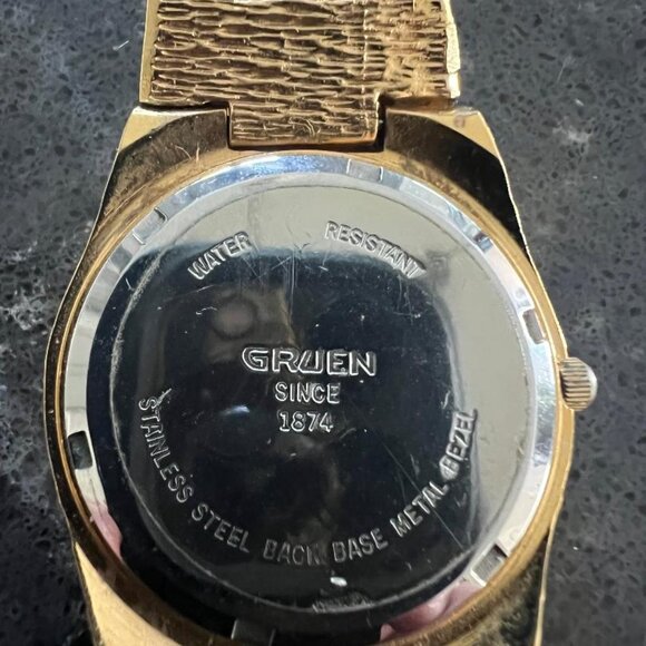 Vintage Gruen Women's Quartz Watch - Picture 4 of 4